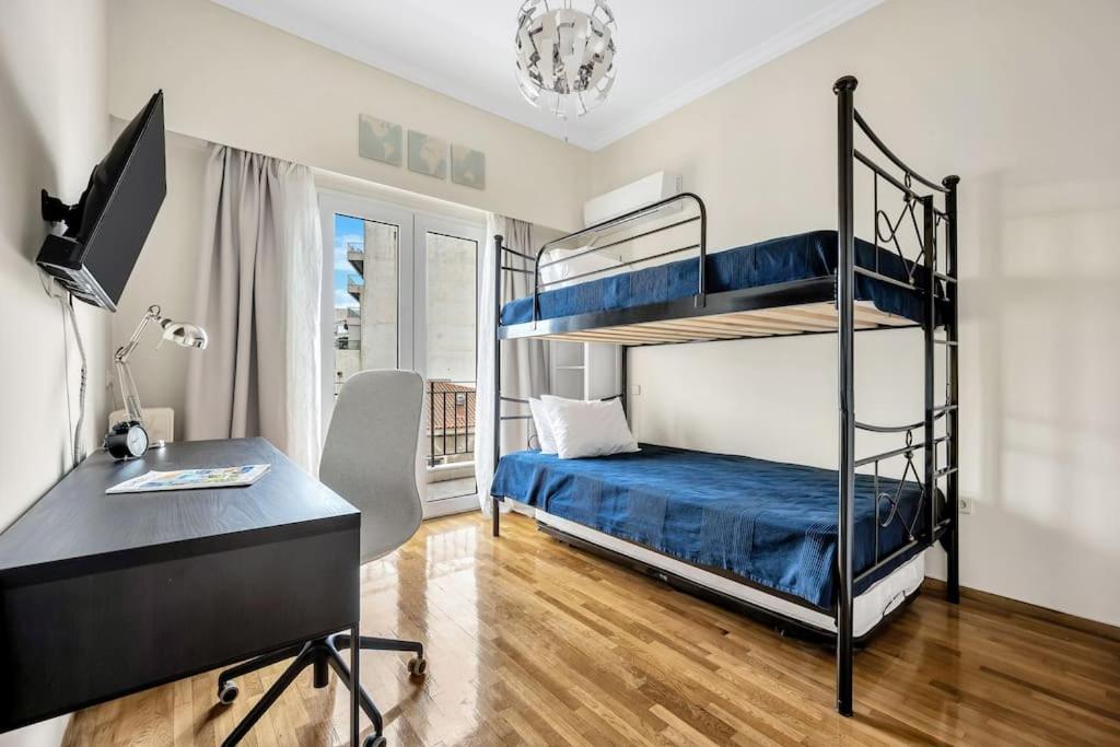 Bright Central Apartment With Splendid Sea View! Chalkida Exterior foto