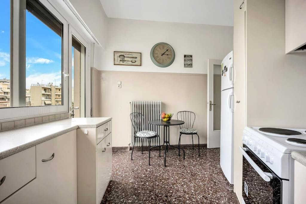 Bright Central Apartment With Splendid Sea View! Chalkida Exterior foto