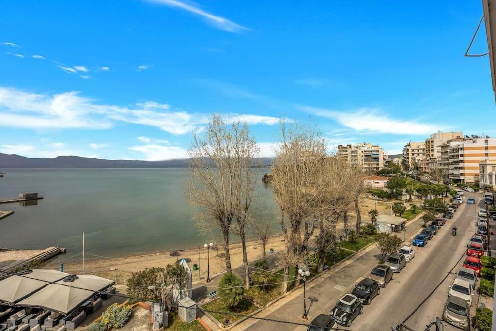 Bright Central Apartment With Splendid Sea View! Chalkida Exterior foto