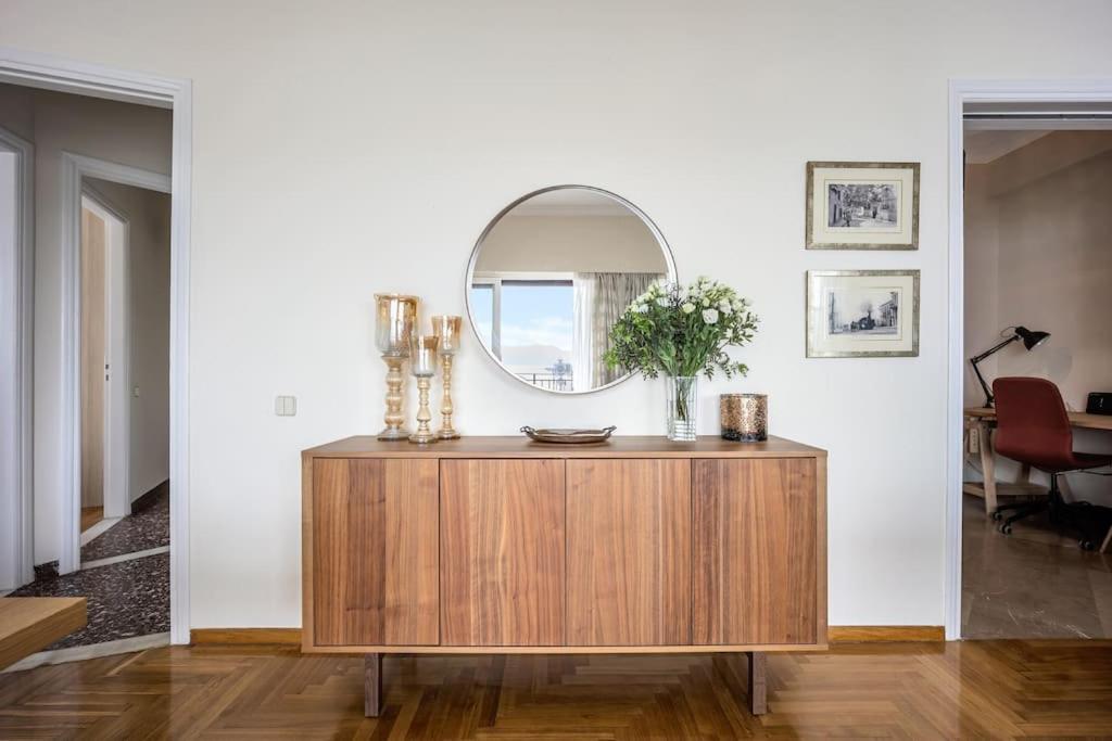 Bright Central Apartment With Splendid Sea View! Chalkida Exterior foto