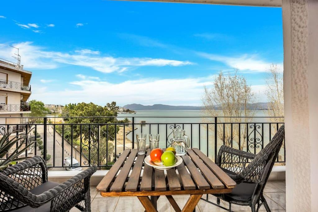 Bright Central Apartment With Splendid Sea View! Chalkida Exterior foto